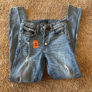 Hollister/American eagle items